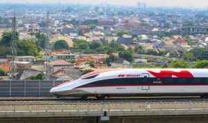 Kereta-cepat-whoosh-750x469
