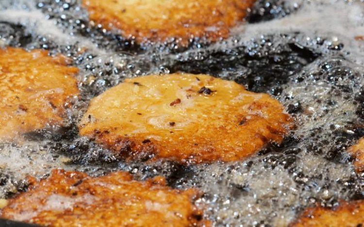 Potensi-minyak-jelantah-untuk-energi-terbarukan-750x469